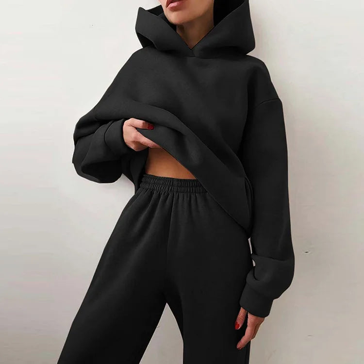Women’s Hooded Sweatshirt & Sweatpants Set