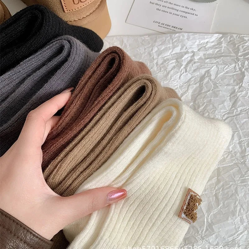 Casual Knit Warm Letter Socks (2-Pack)