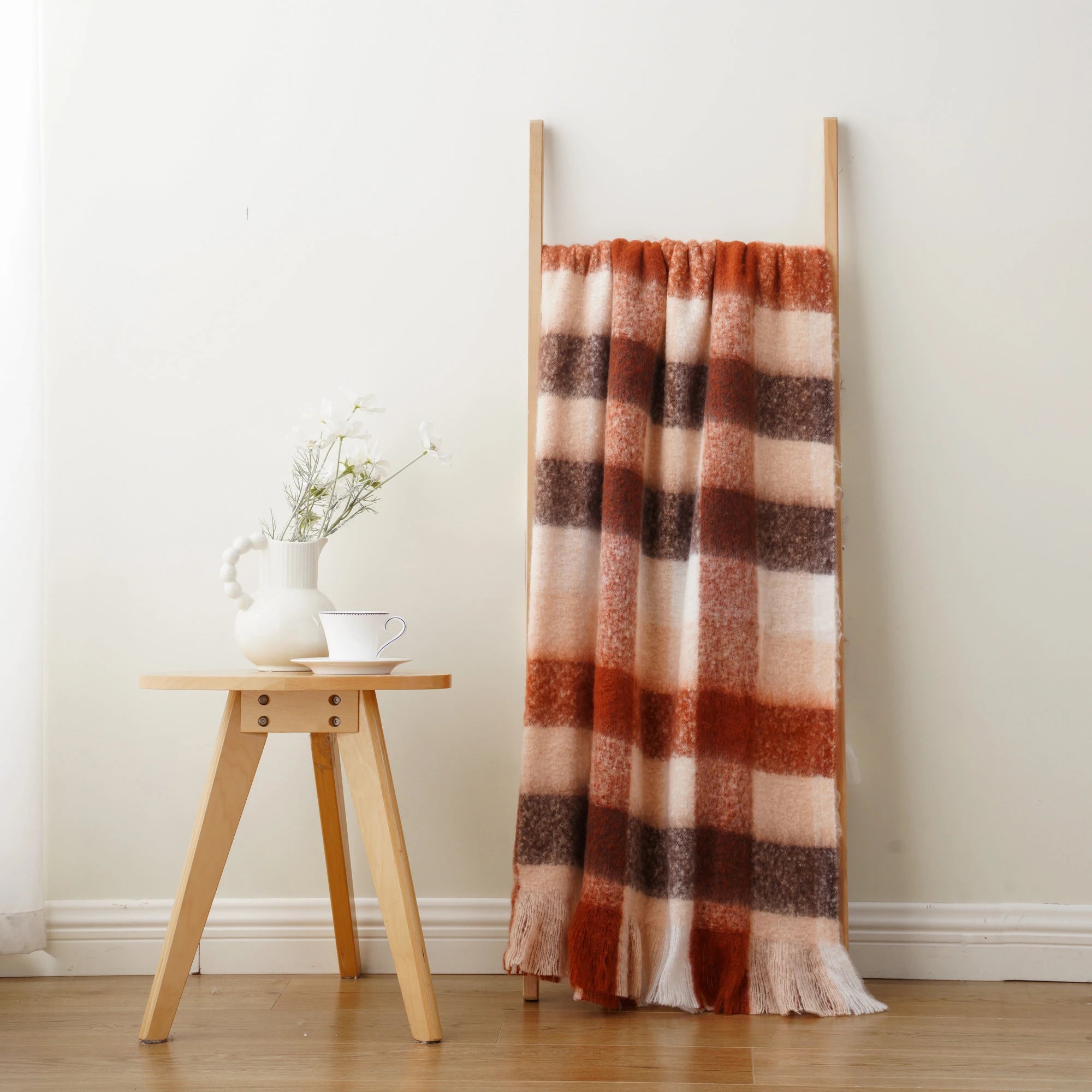 Plaid Throw Blanket for Home Décor